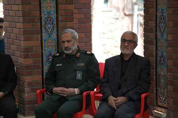 مراسم رونمایی از یادمان شهدای گمنام